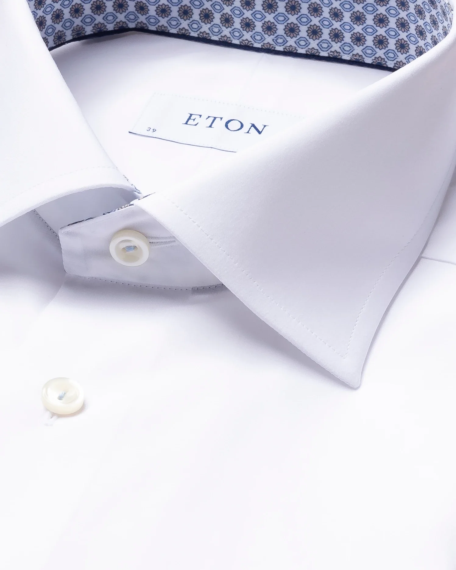 Eton - white twill shirt geometric details cut away