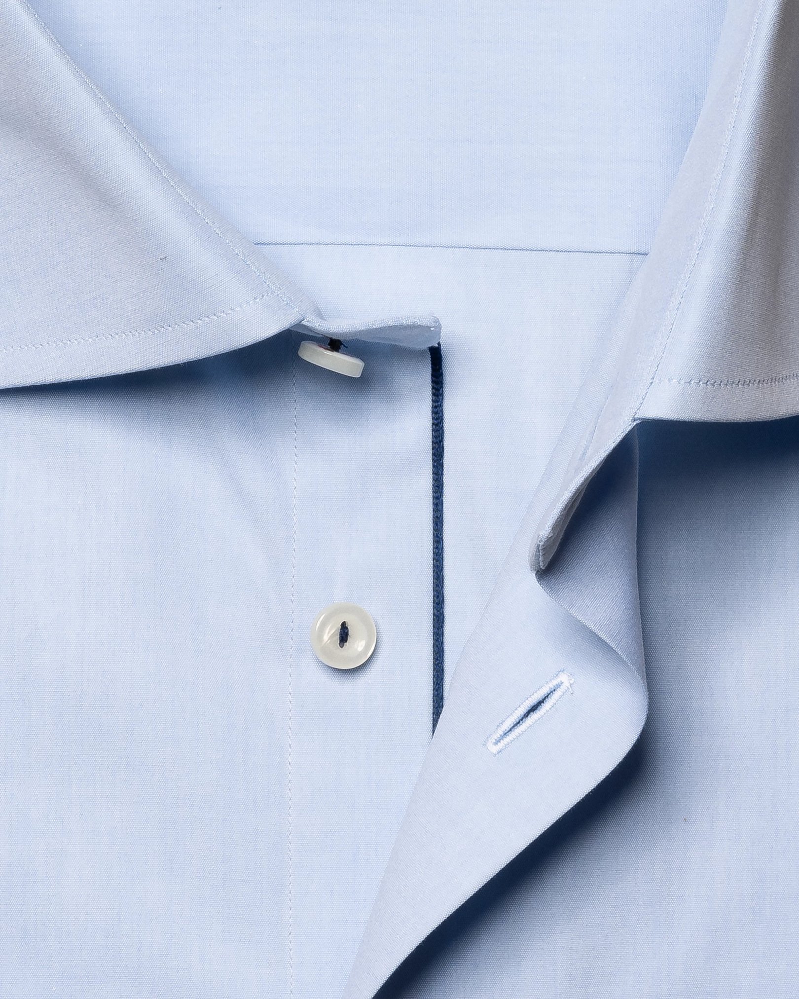 Eton - light blue plain weave