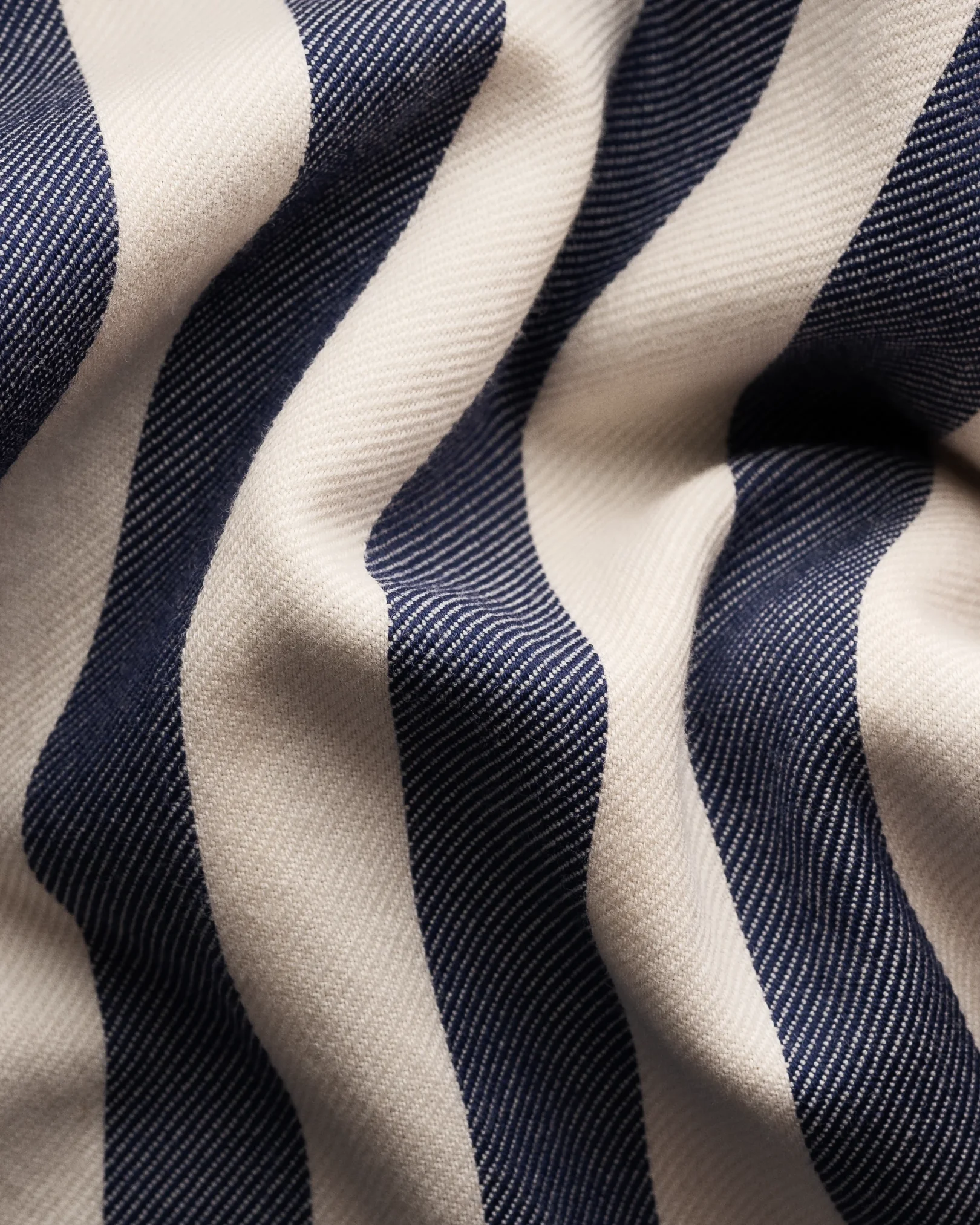 Eton - dark blue twill wide spread bengal striped