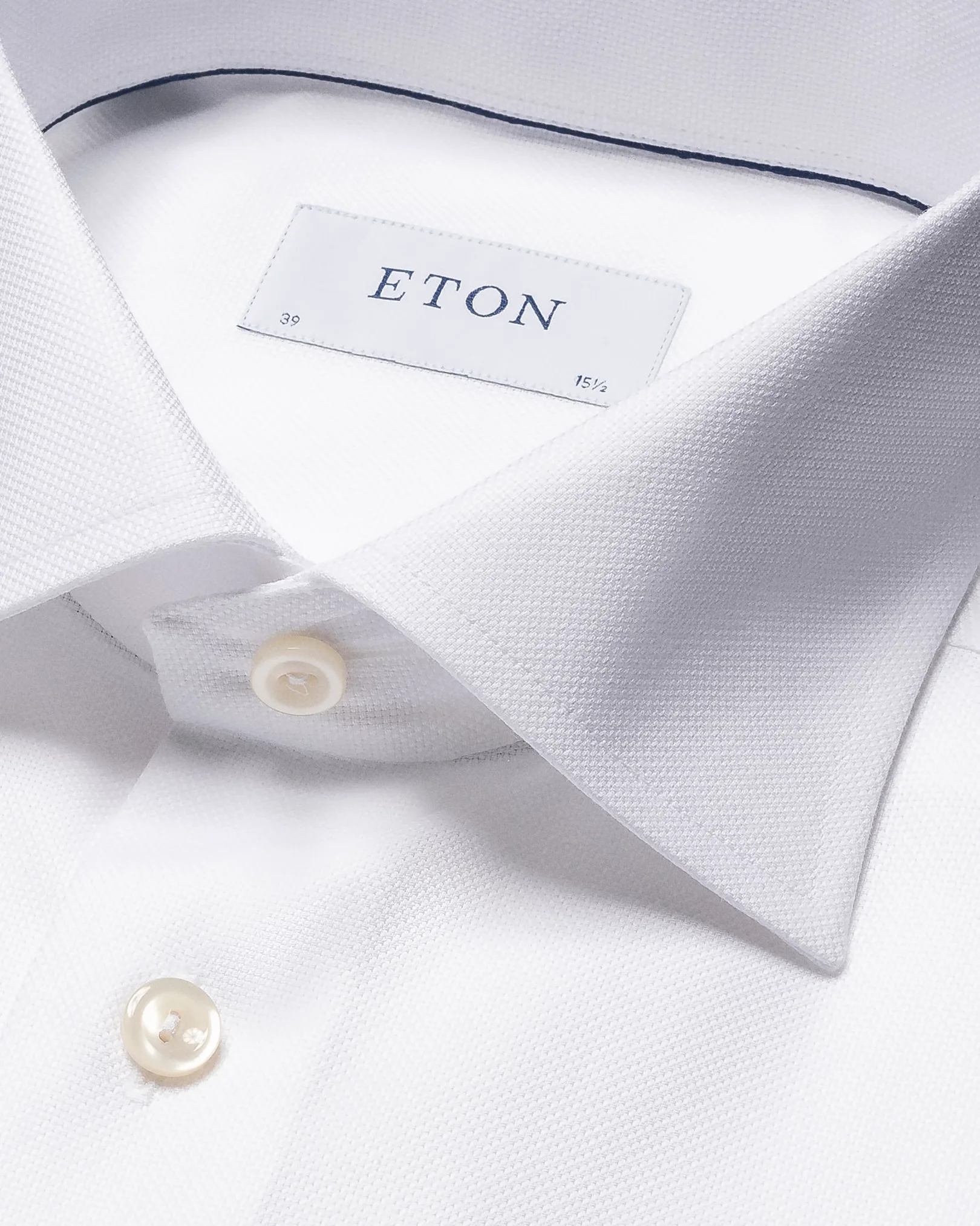 Eton - white royal dobby cut away