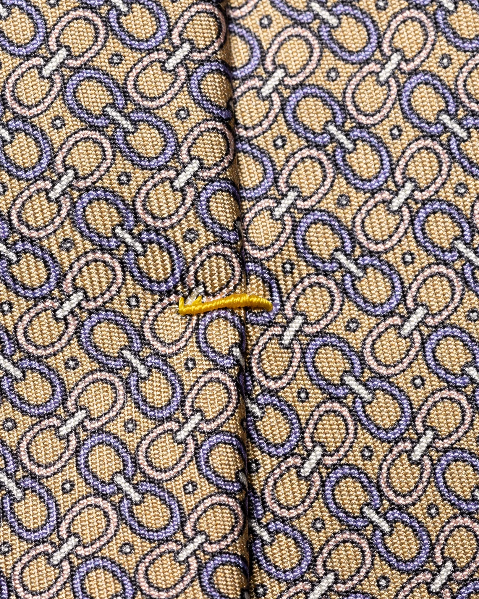 Eton - beige chain tie