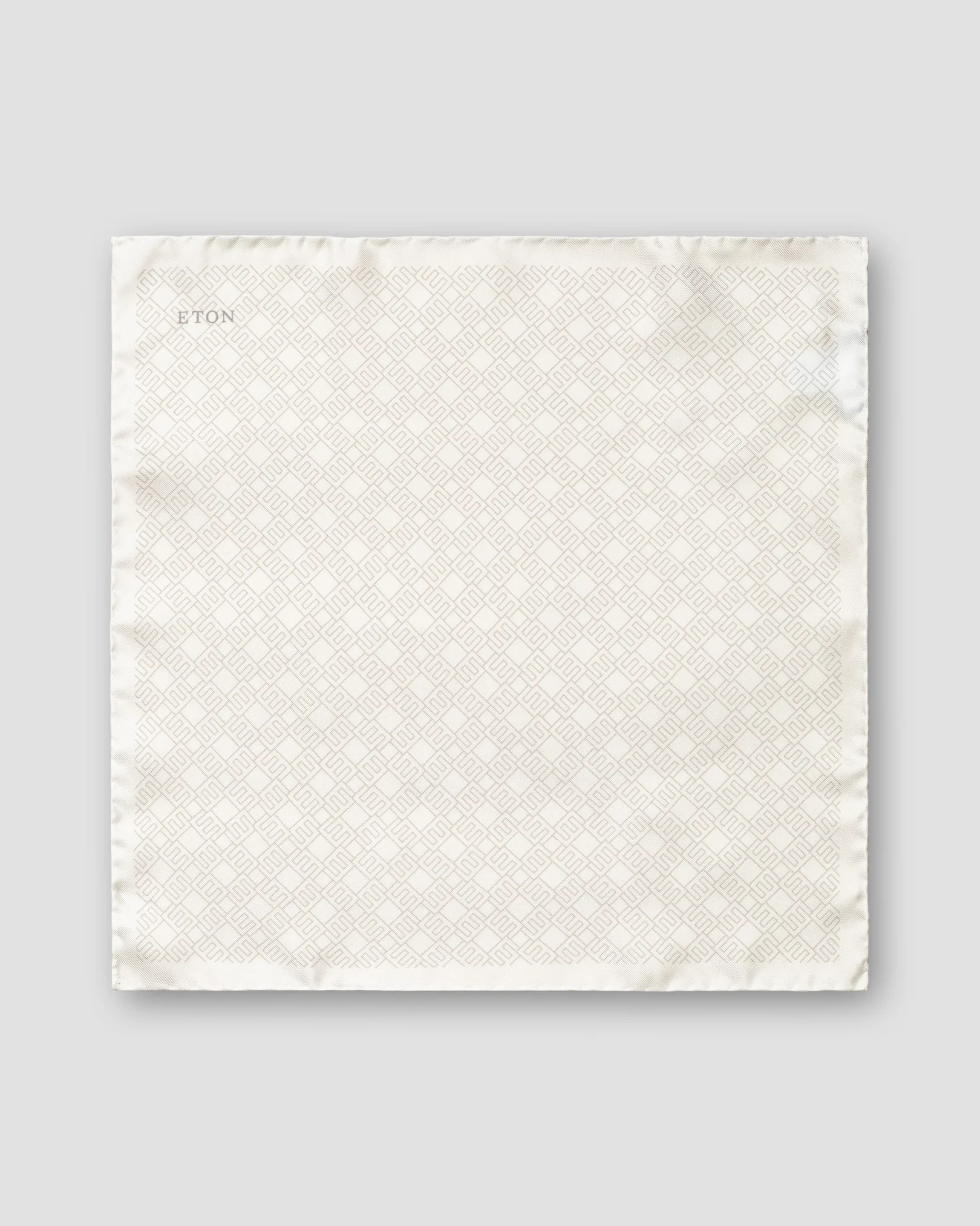 Eton - off whitepocket square