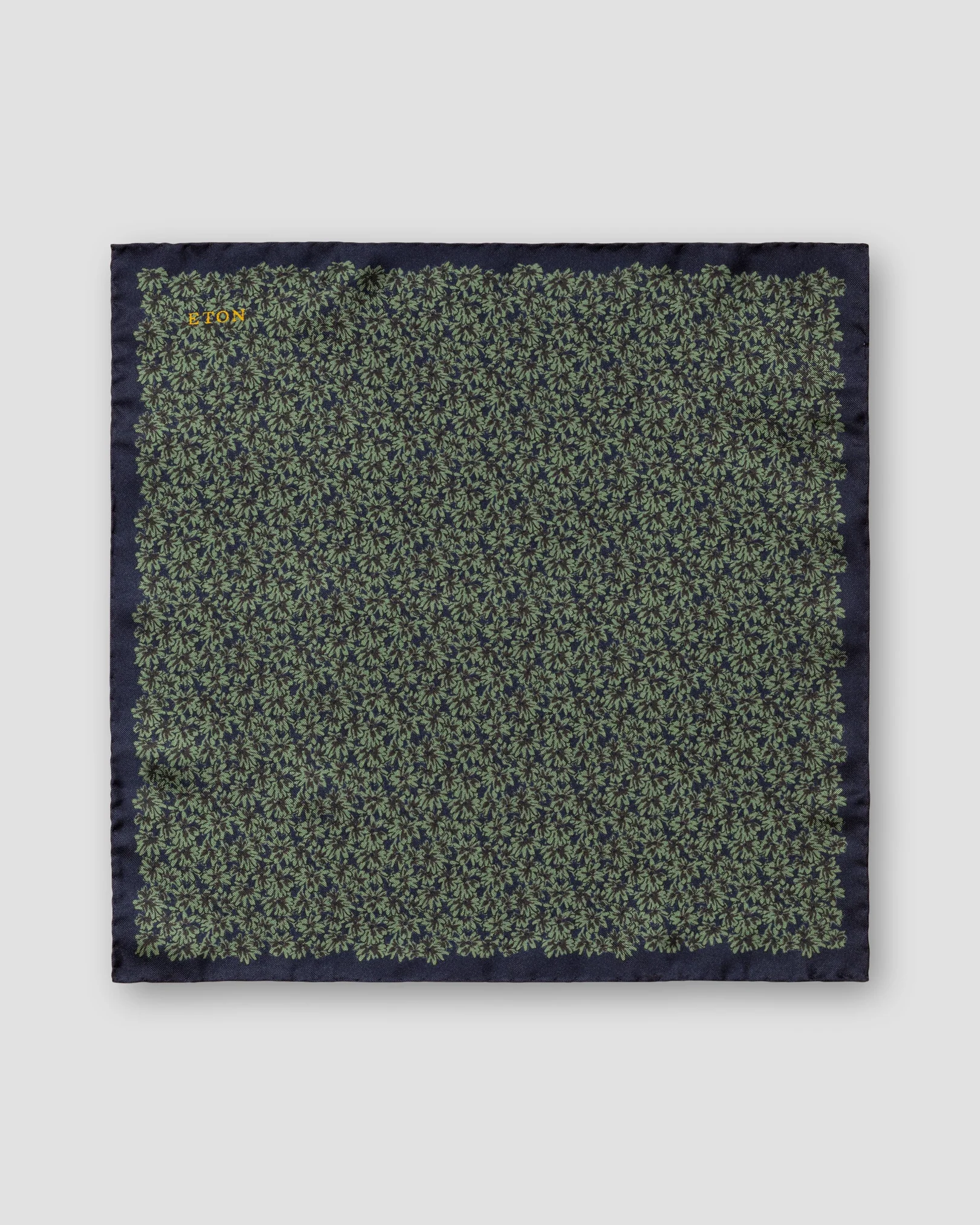 Eton - mid green floral pqs
