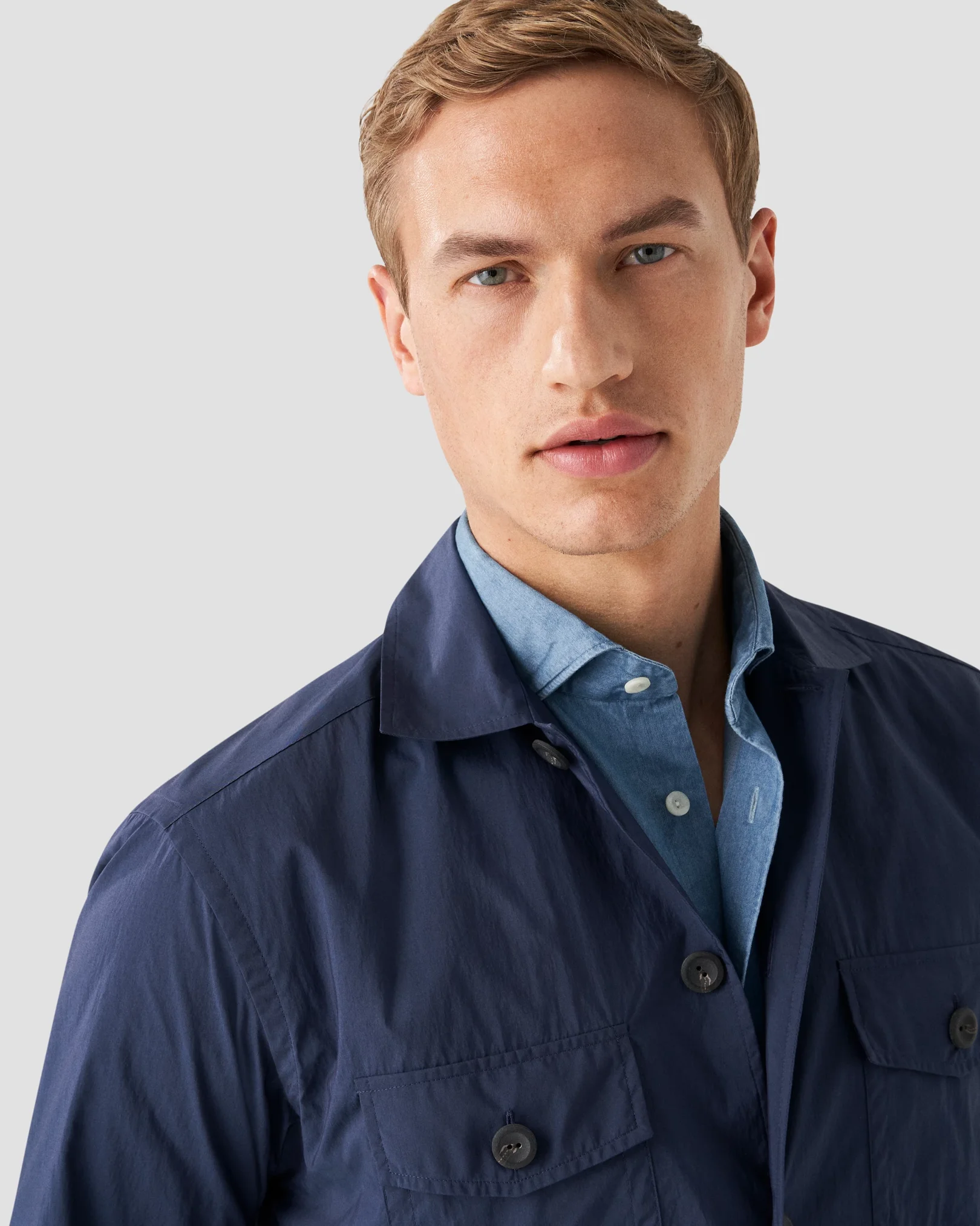 Eton - dark blue indigo wide spread collar