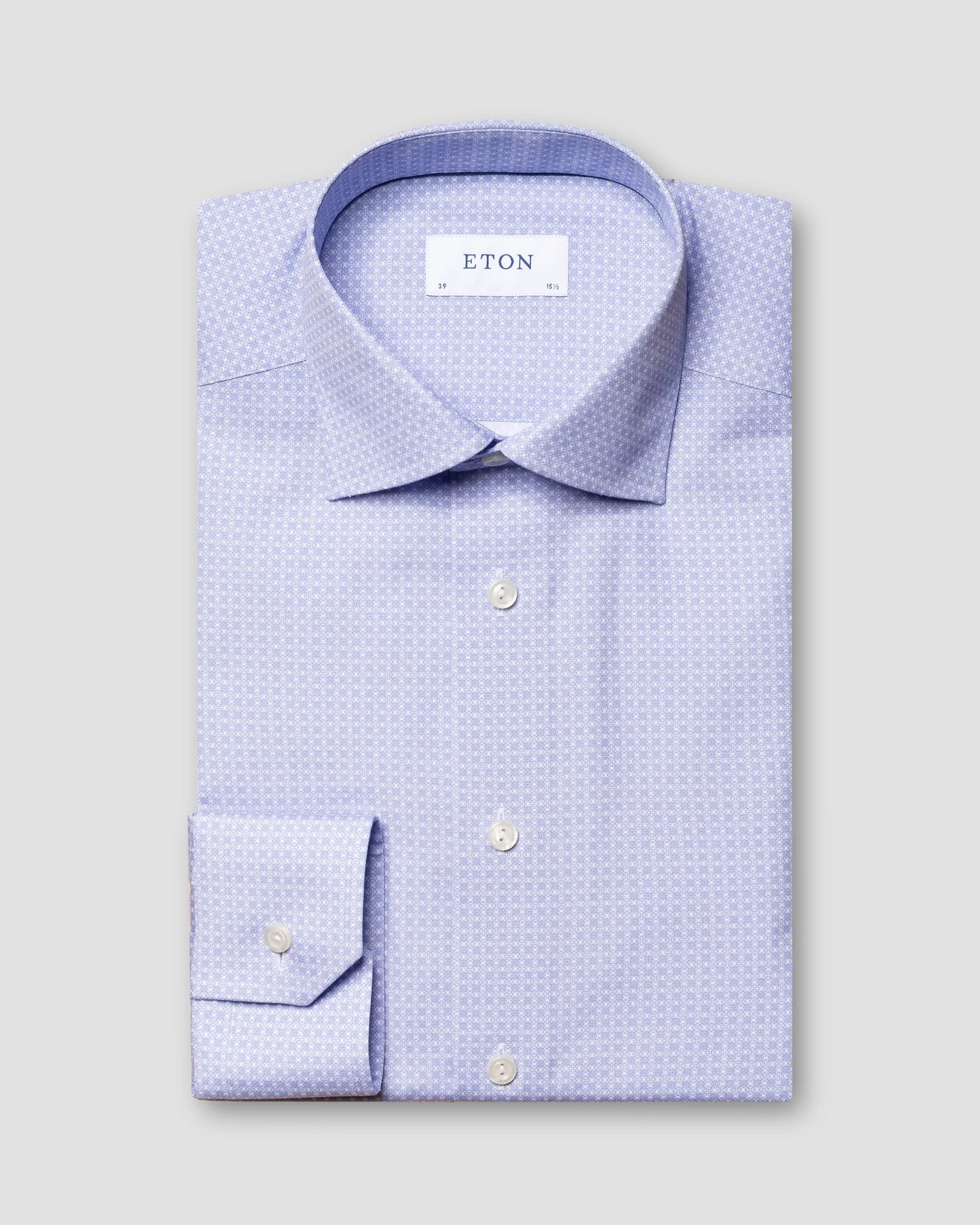 Eton - light blue poplin cut away geometric