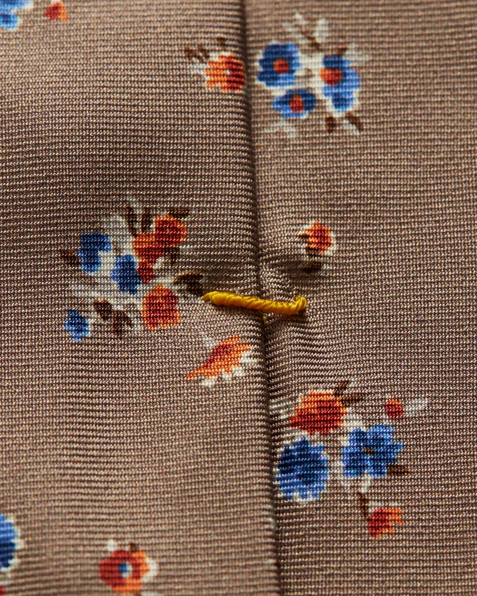 Eton - brown floral tie