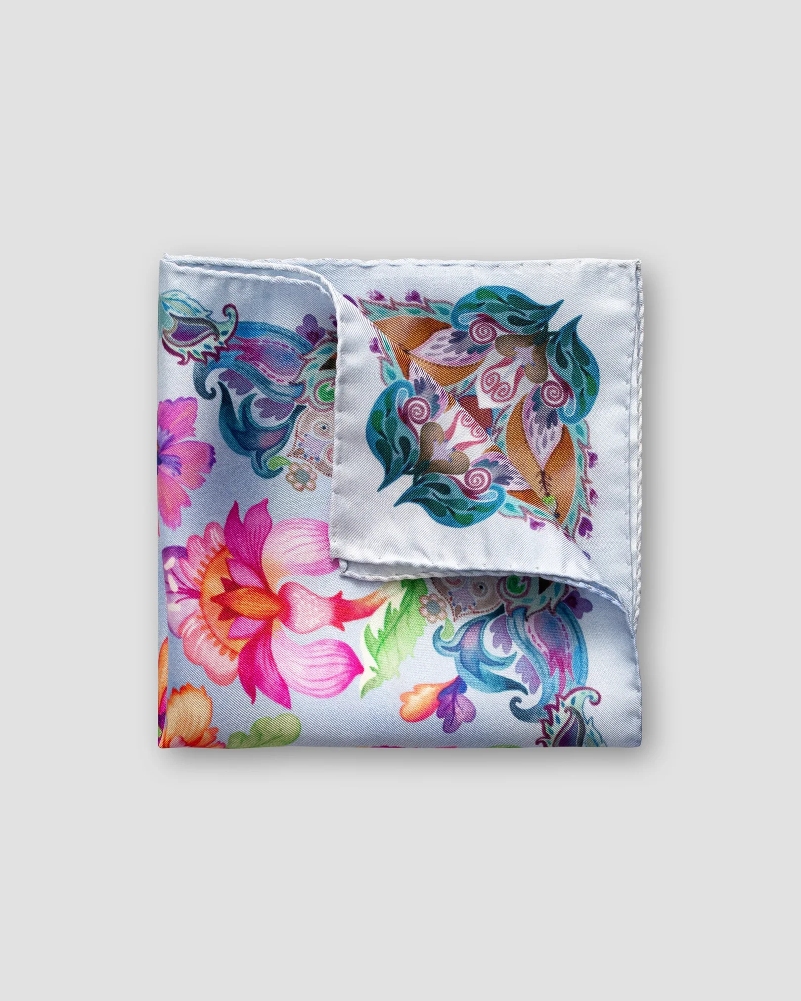Eton - blue flowers pocket square