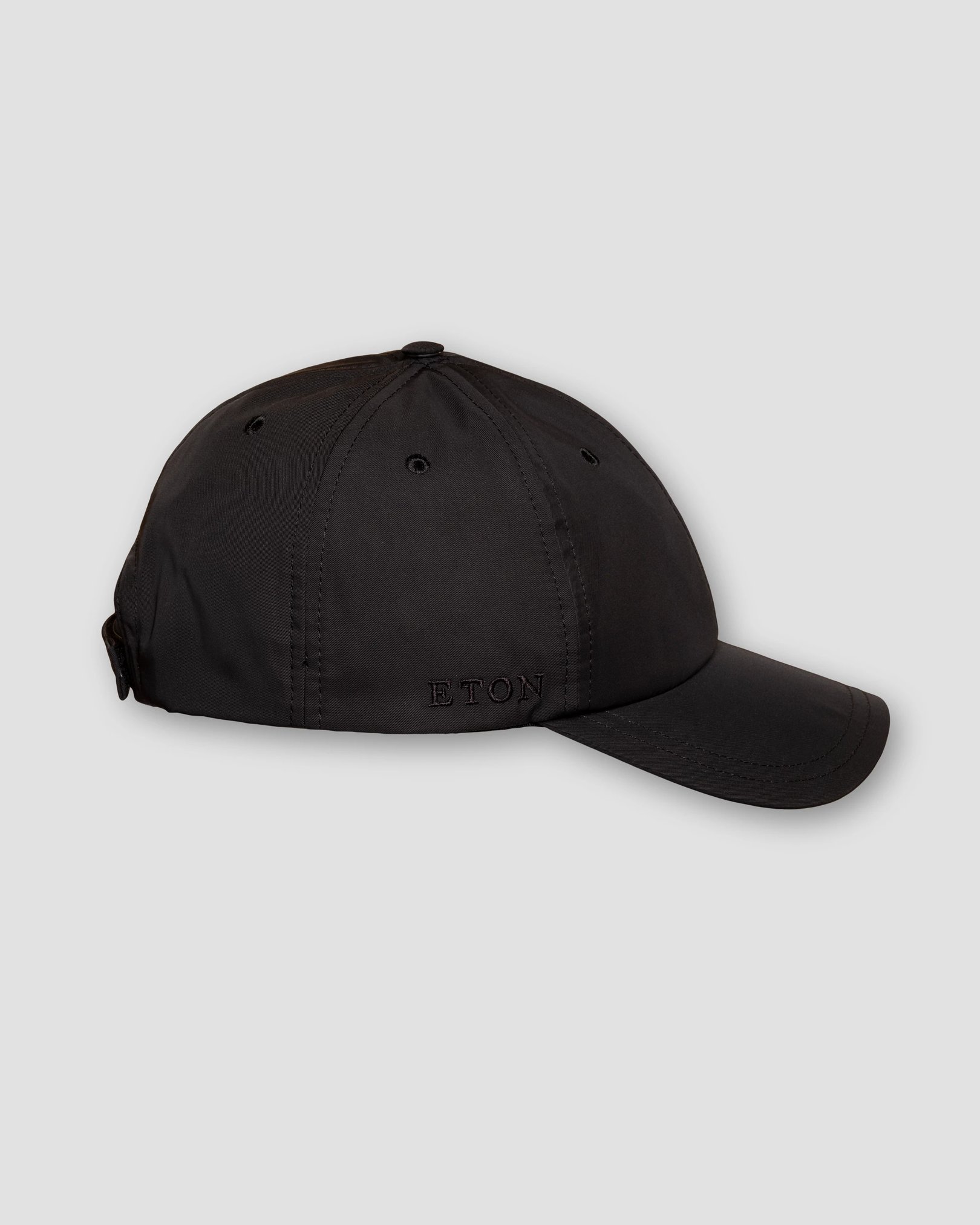 Eton - black nylon cap