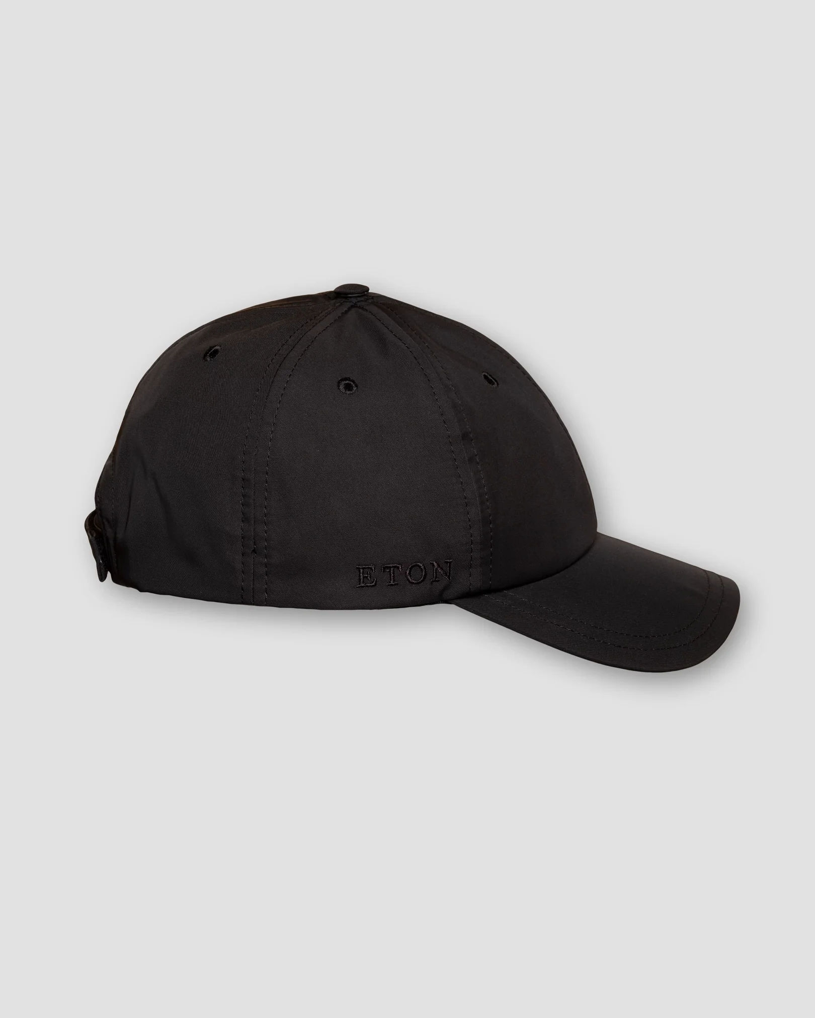 Eton - black nylon cap