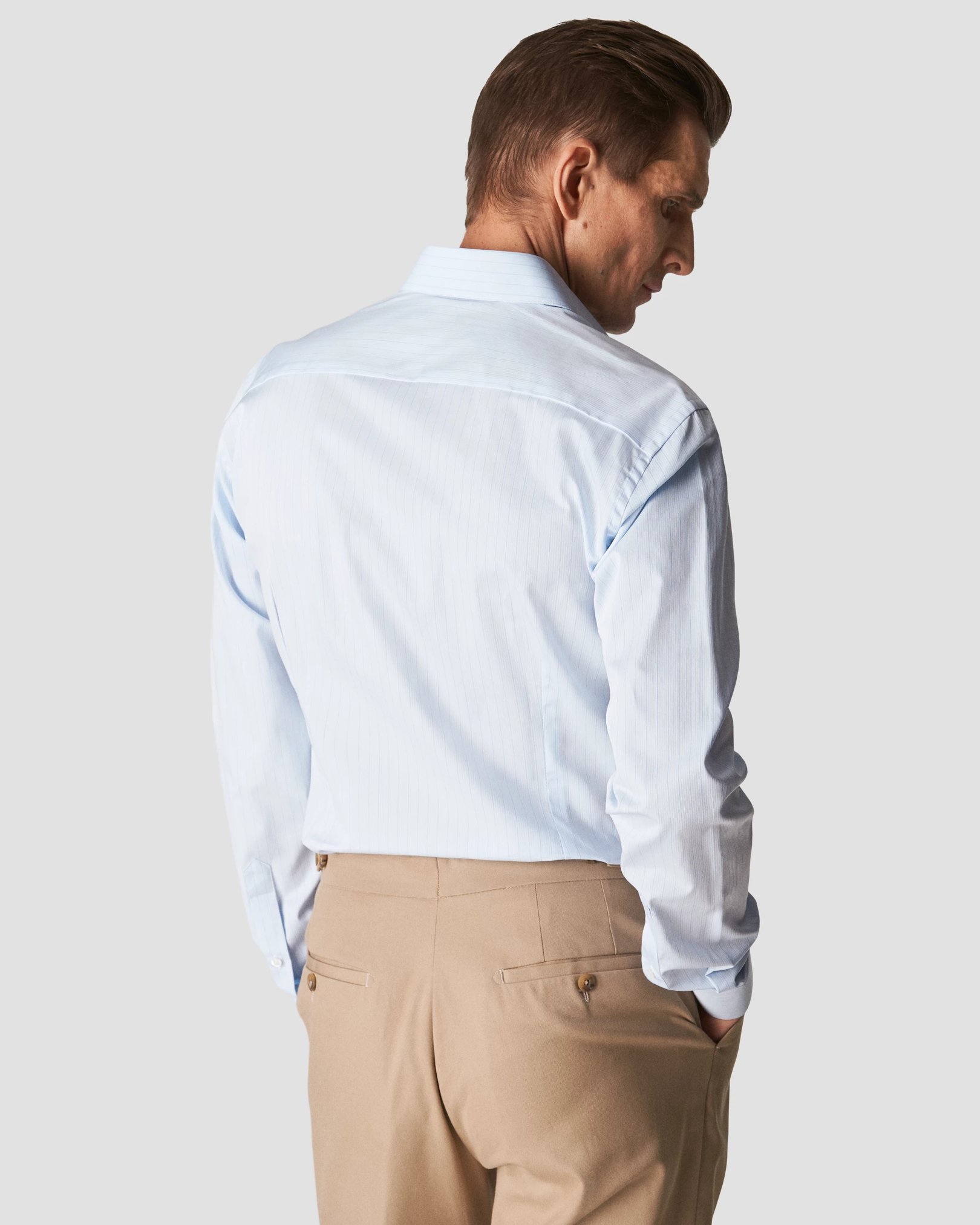 Eton - light blue fine twill cutaway striped