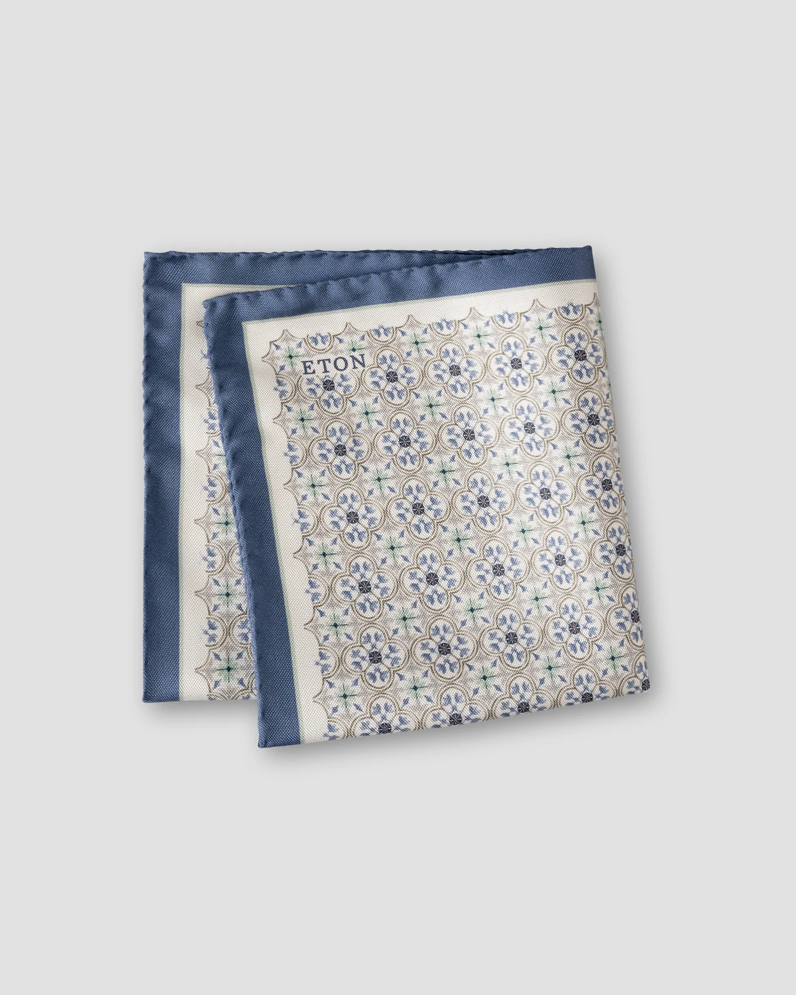 Eton - multi medallion silk pocket square