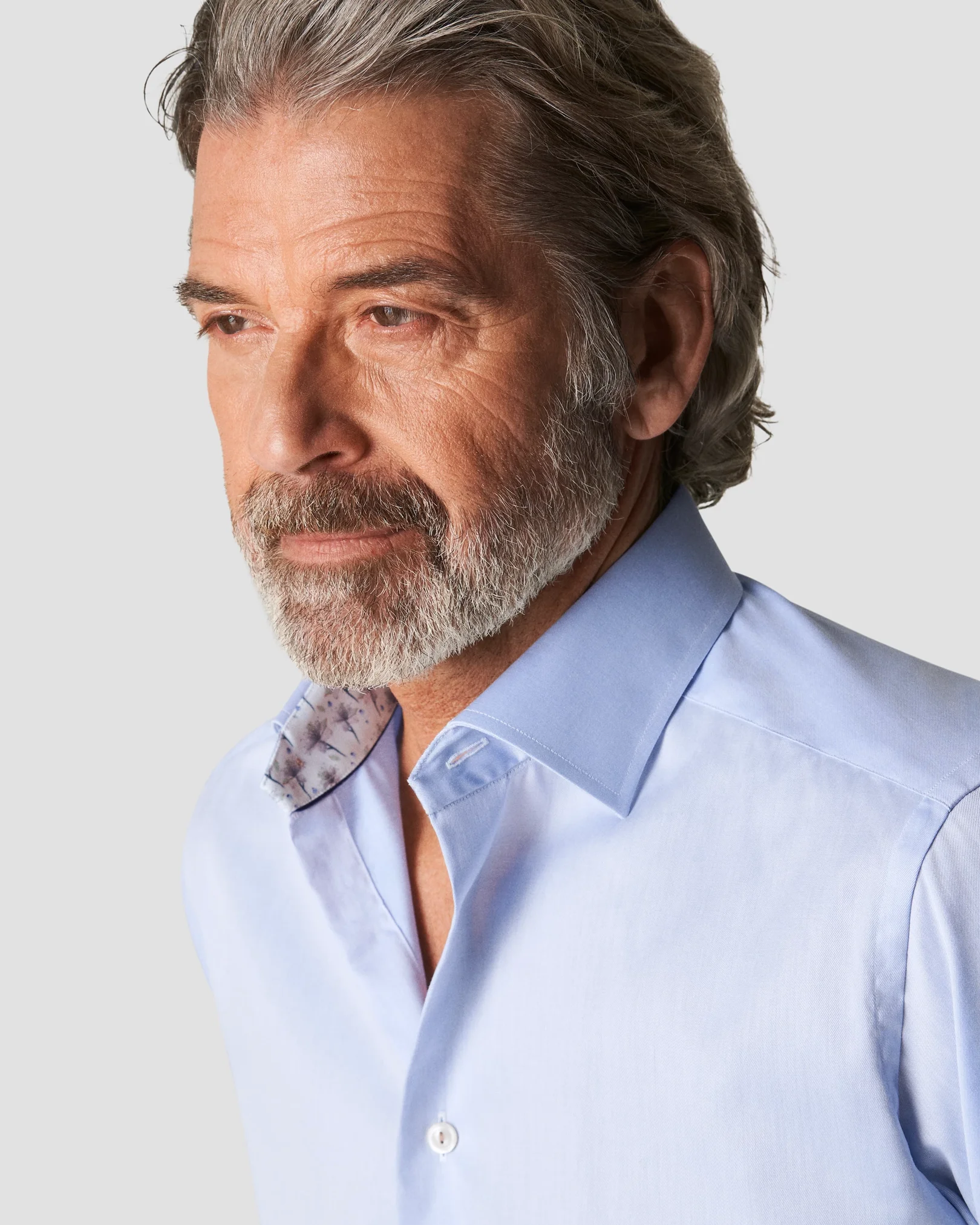 Eton - light blue signature twill flower details