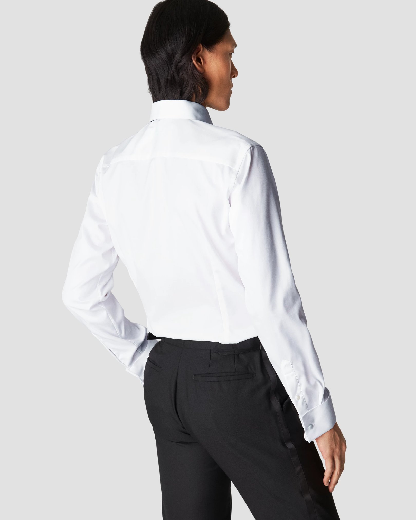 Eton - white moderatecut