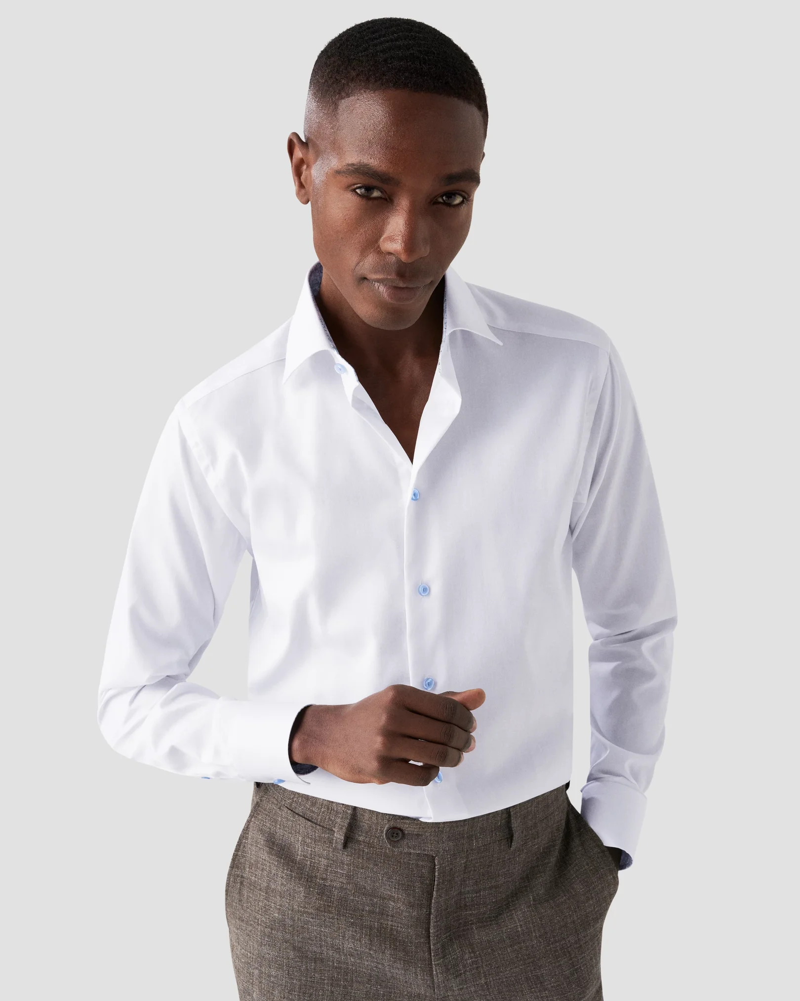 Eton - white signature twill summer details