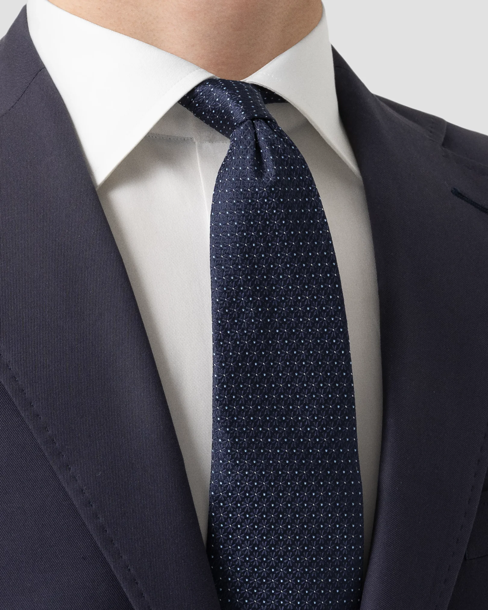 Eton - navy blue rich texture