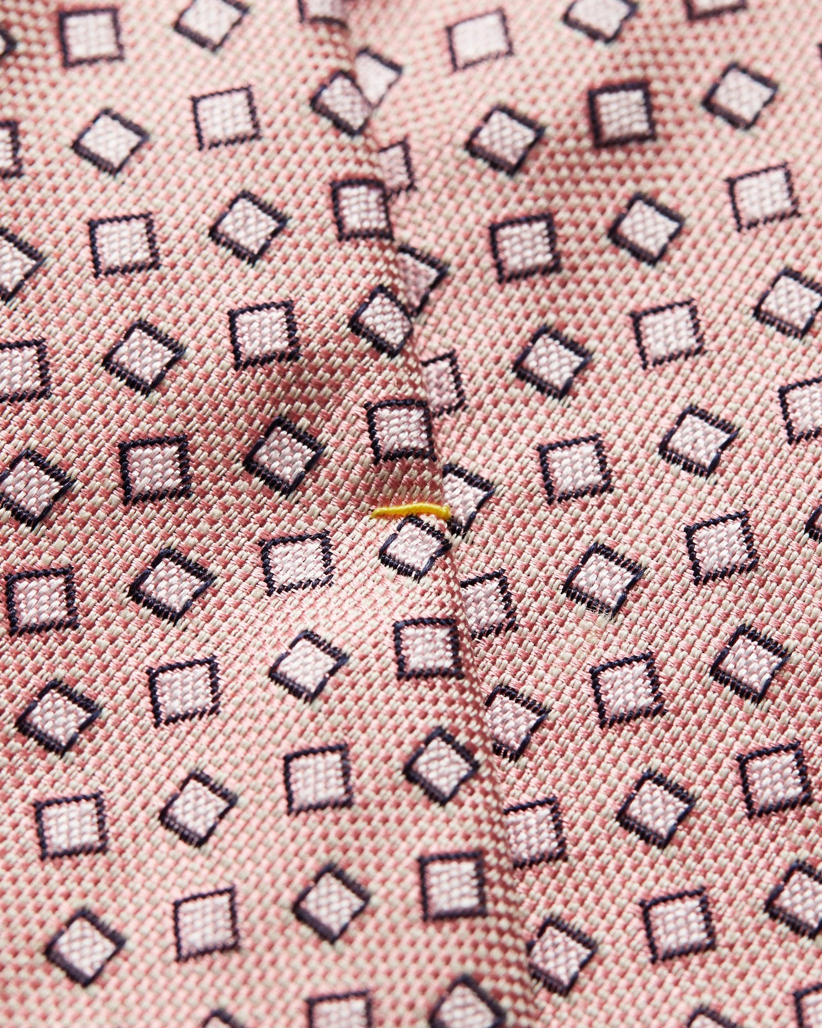 Eton - pink pastel square tie