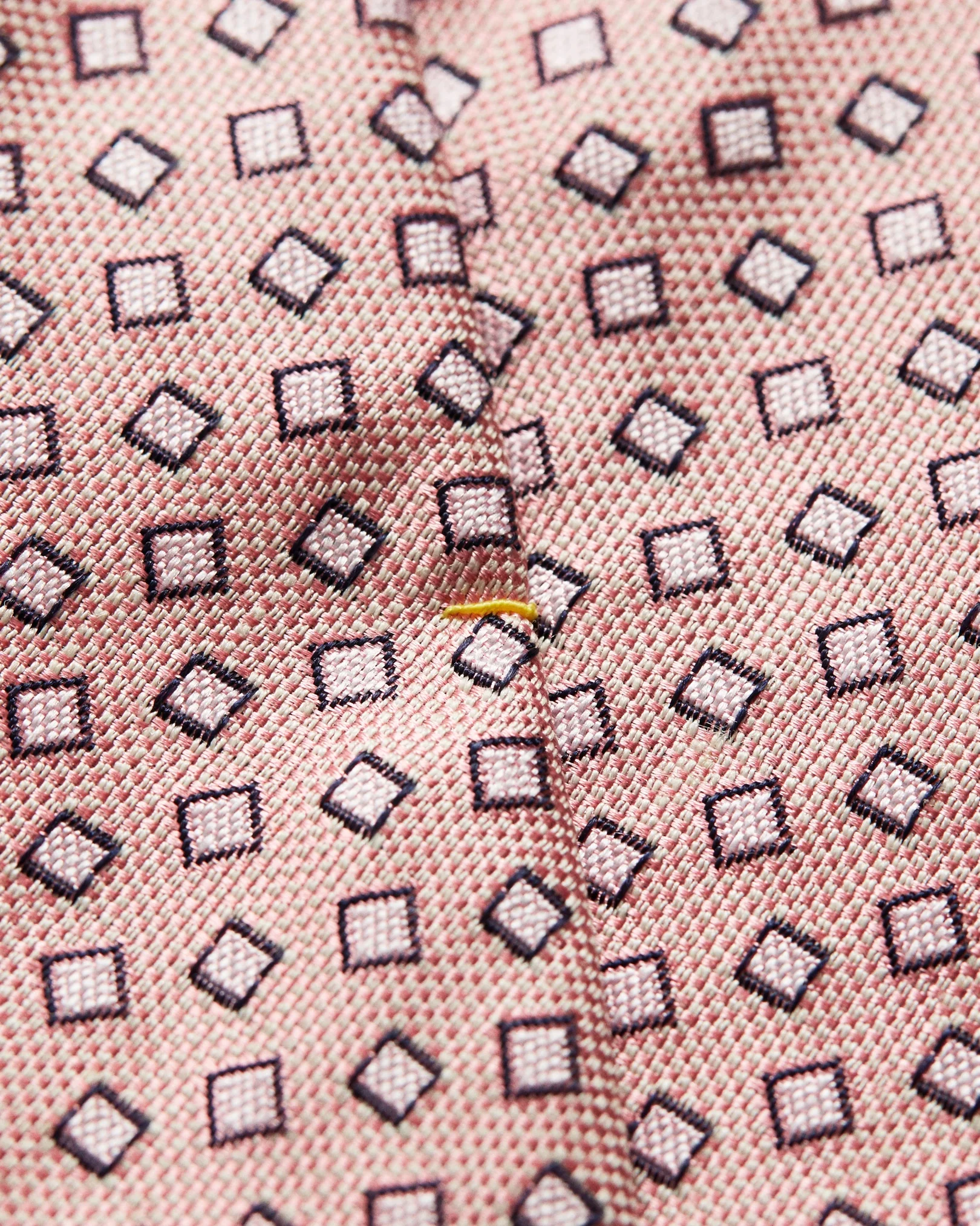 Eton - pink pastel square tie