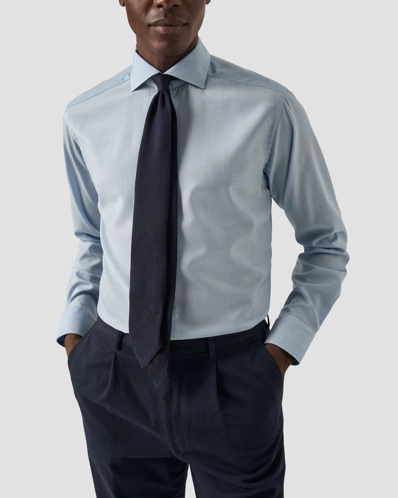 Eton - light blue wide spread rounded single cuff