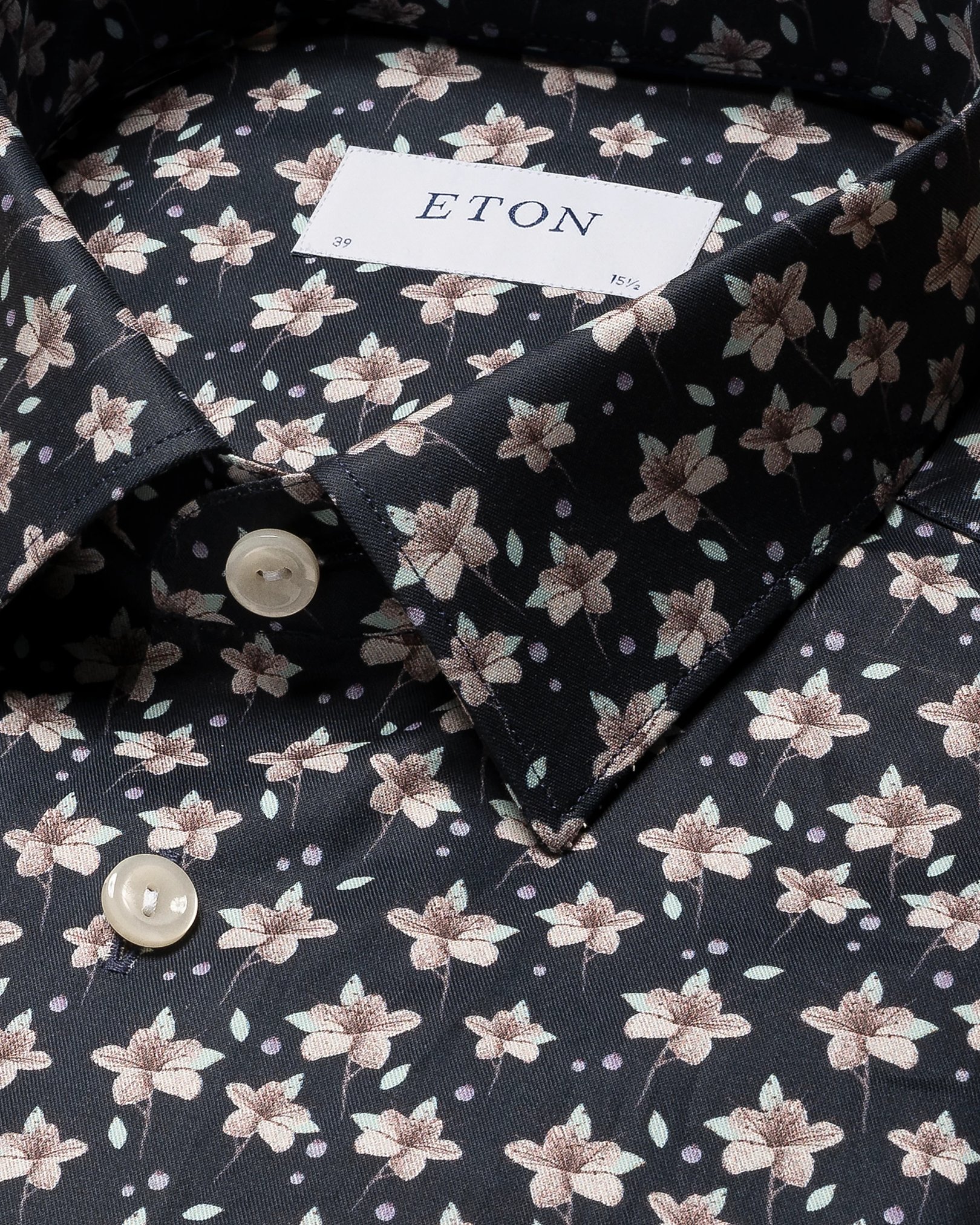 Eton - black signature twill floral pointed collar