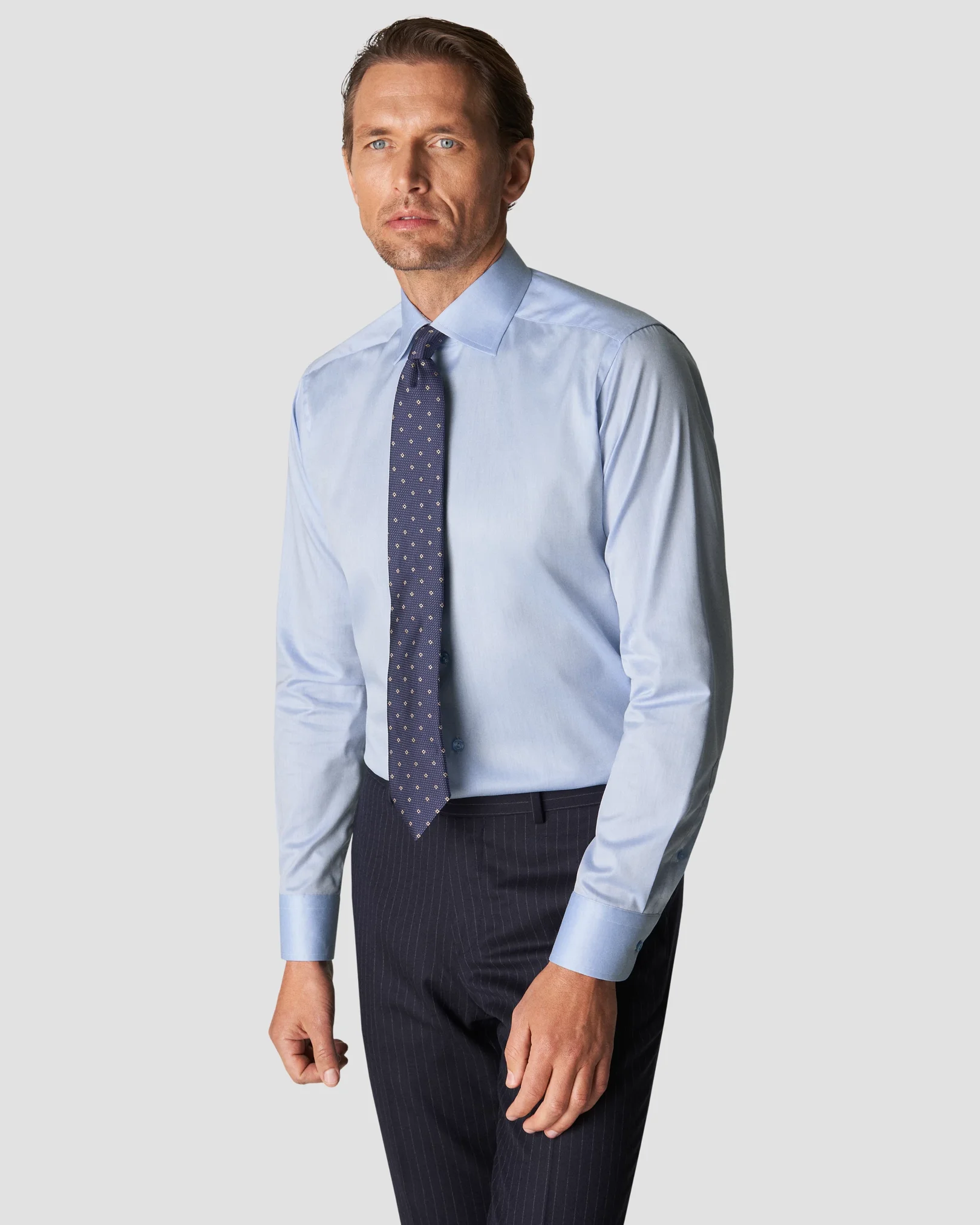 Eton - light blue signature special details