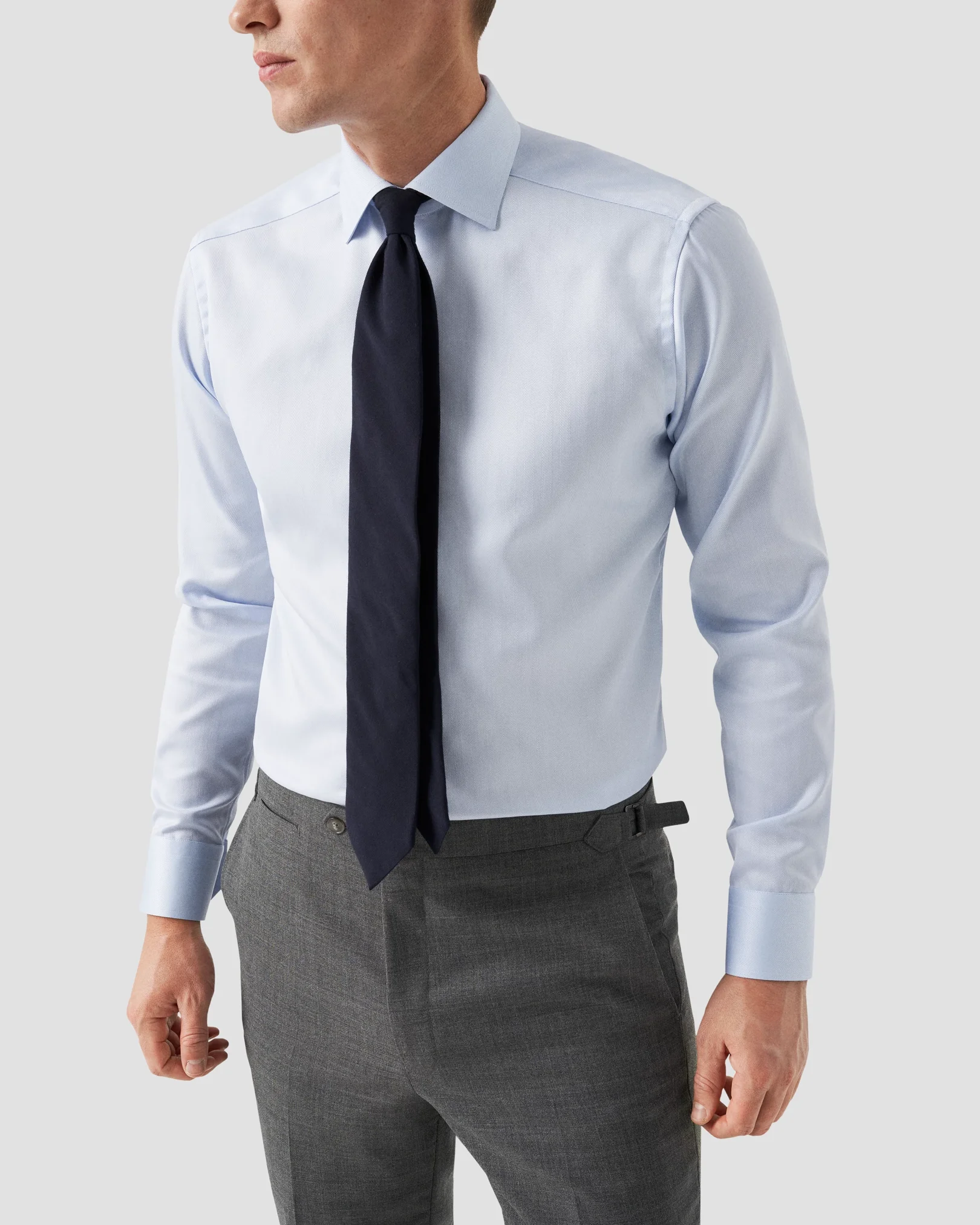 Eton - light blue signature twill made to order