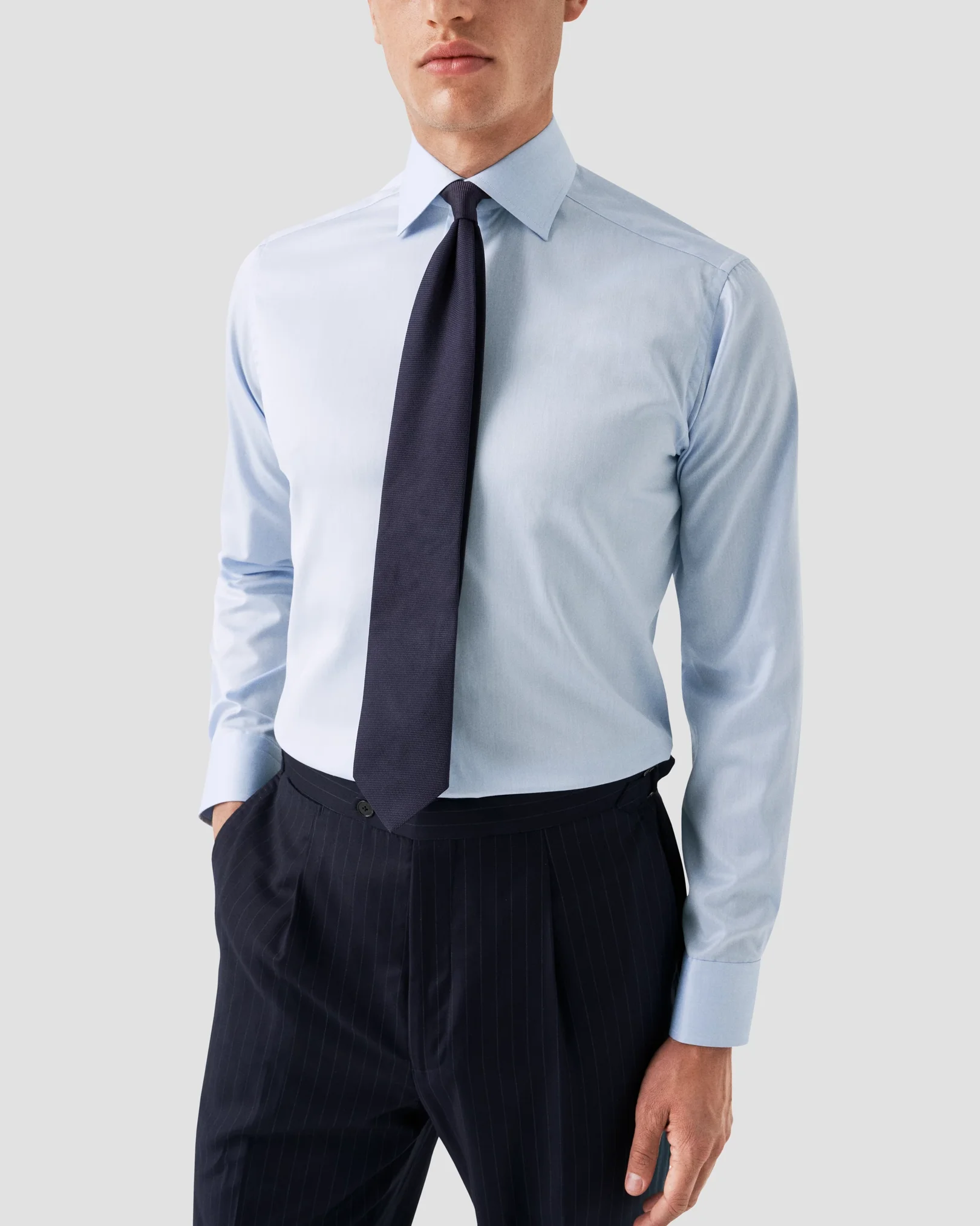 Eton - light blue signature twill contrast details