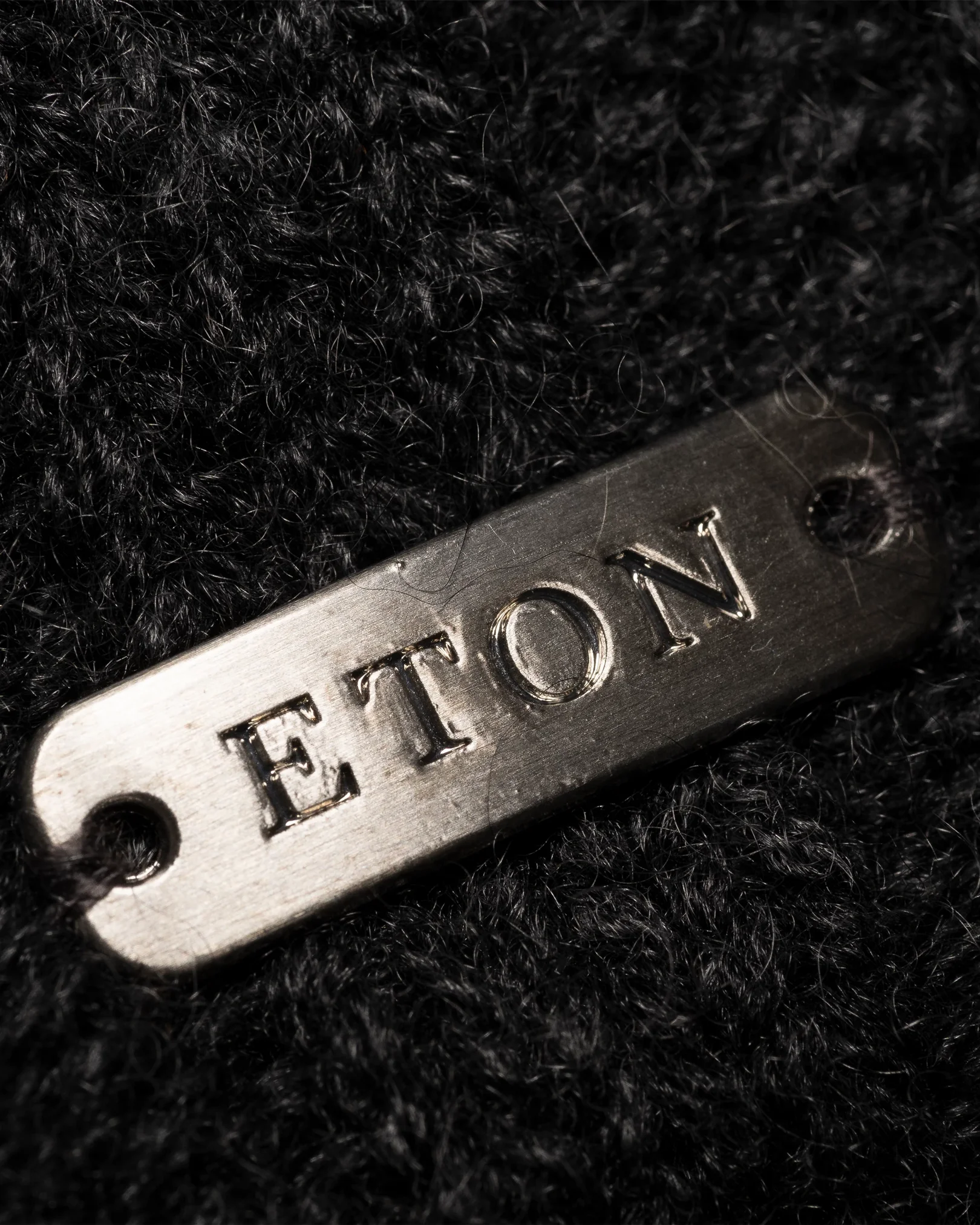 Eton - dark grey cable knit