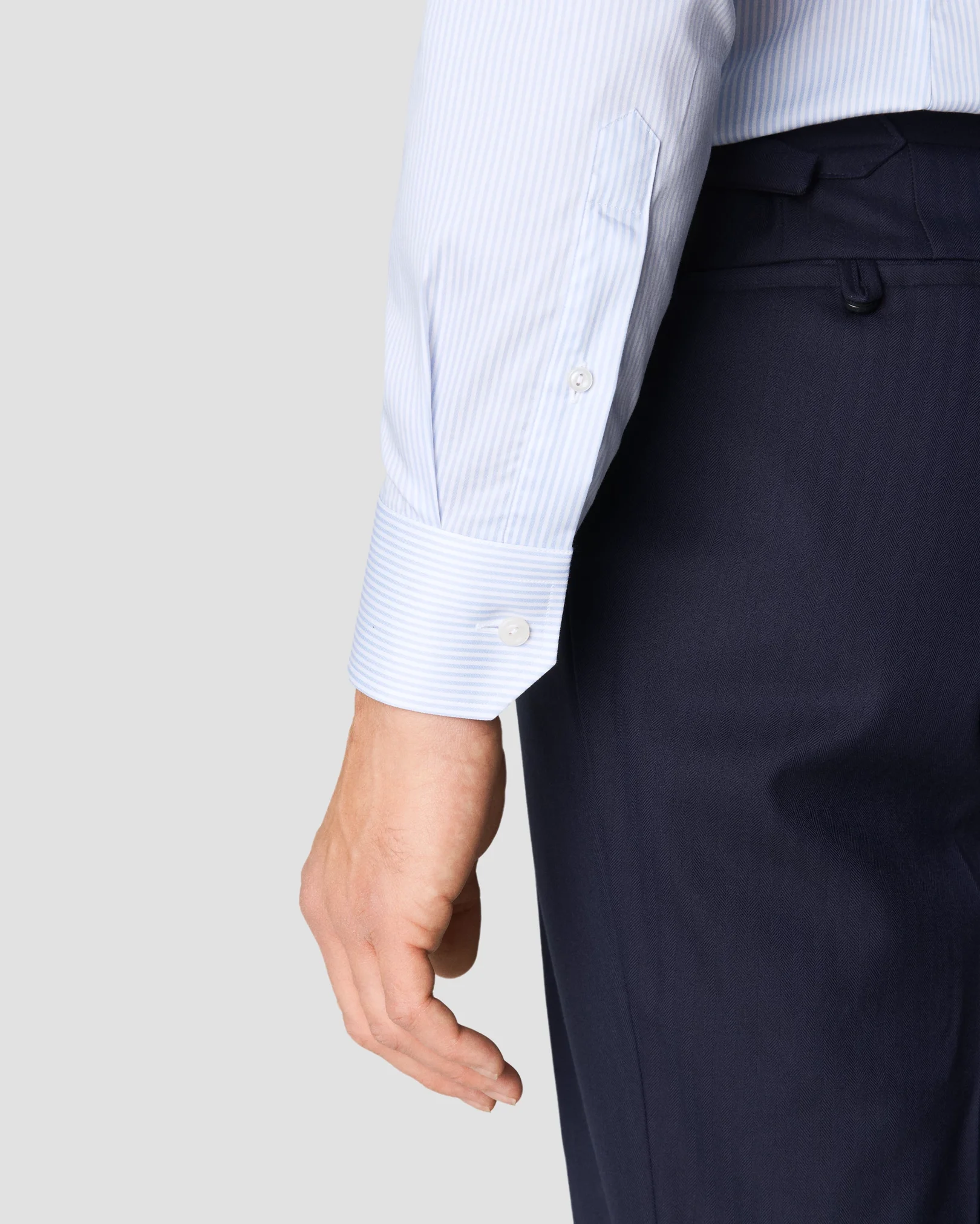 Eton - light blue fine twill extreme cut away
