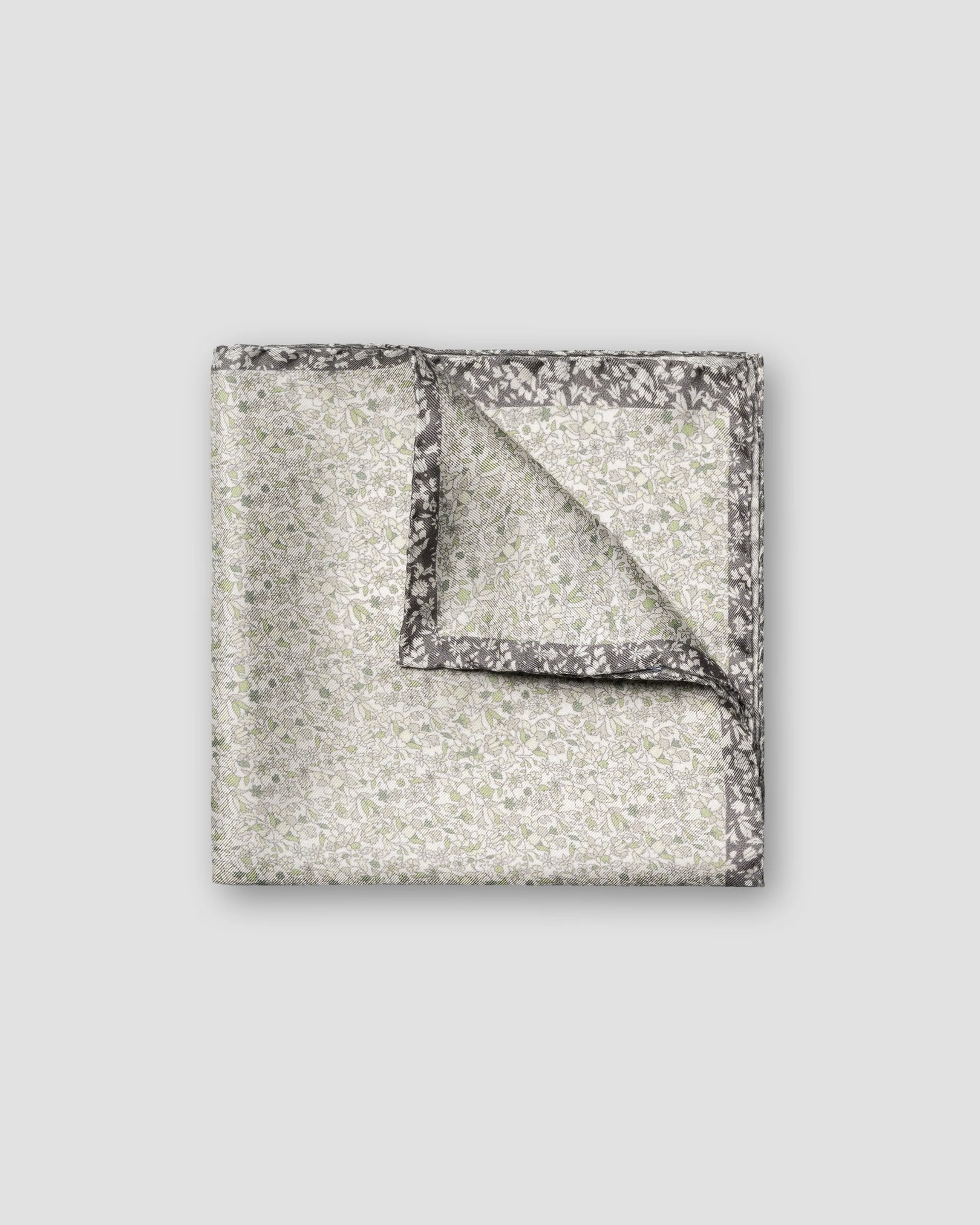 Eton - light green pocket square
