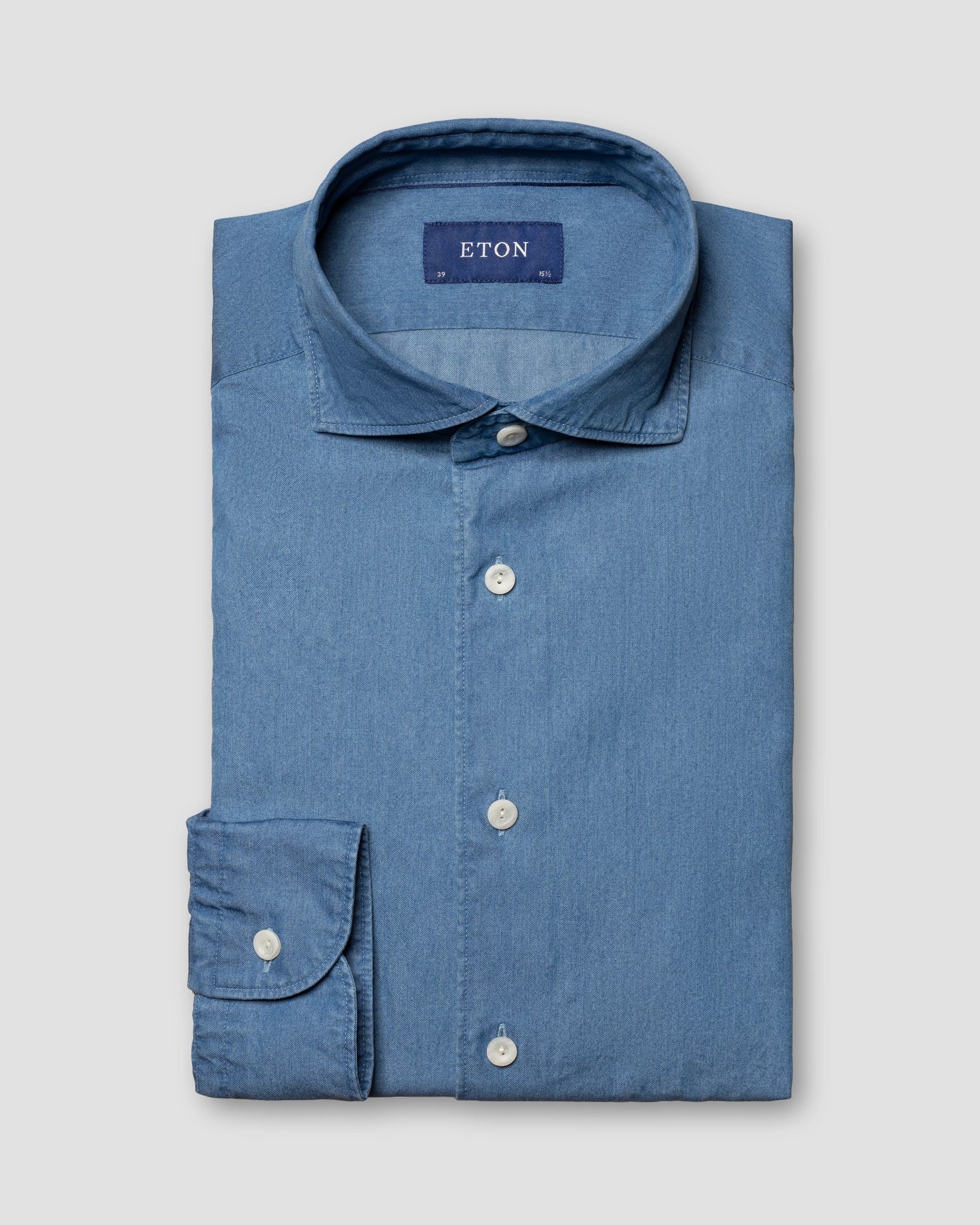 Eton - dark blue indigo wide spread collar