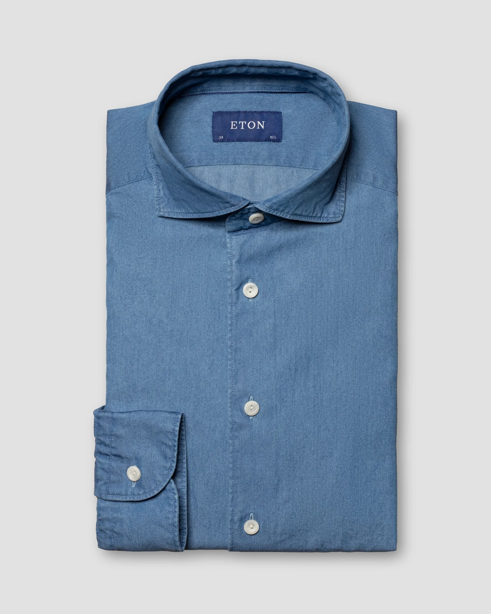 Eton - dark blue indigo wide spread collar