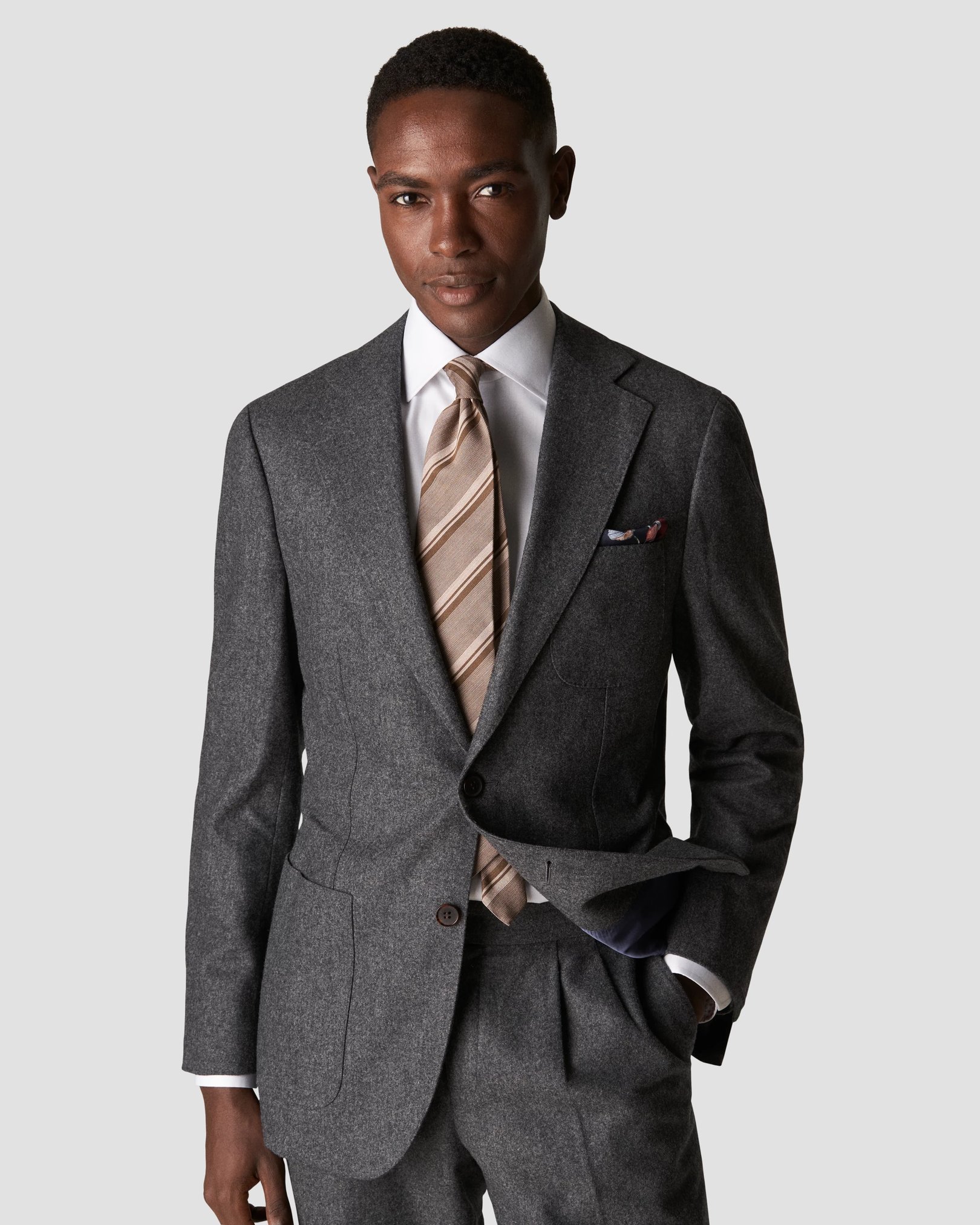 Eton - white signature twill cut special details
