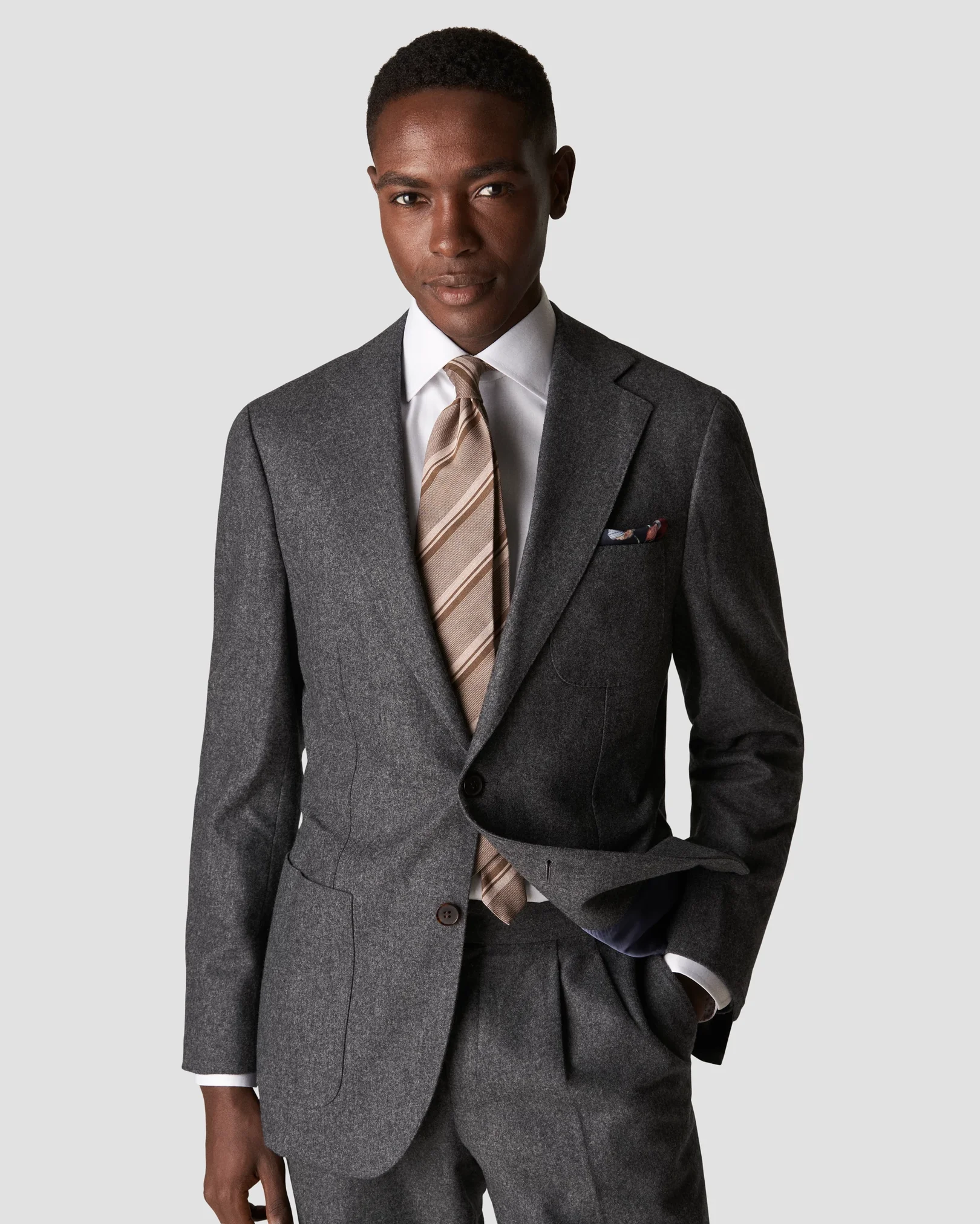 Eton - white signature twill cut special details
