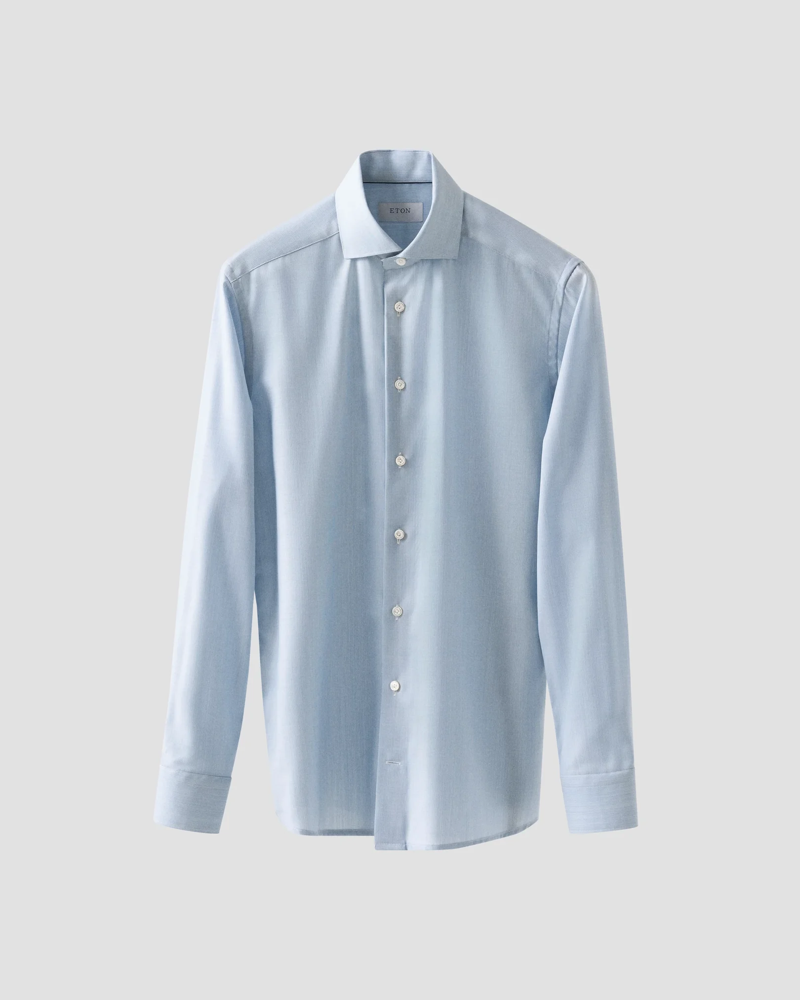 Eton - light blue wide spread rounded single cuff