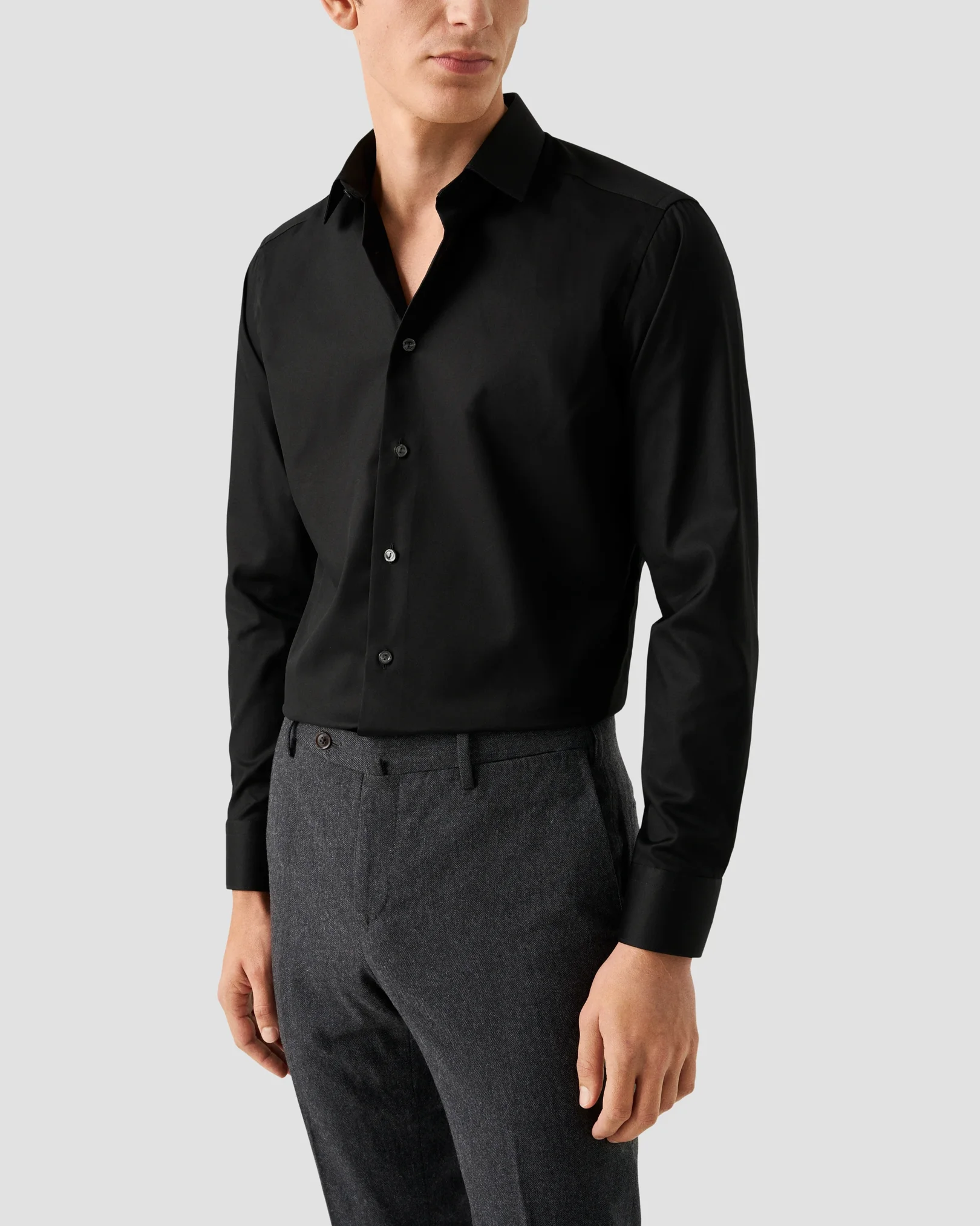 Eton - black signature twill pointed collar