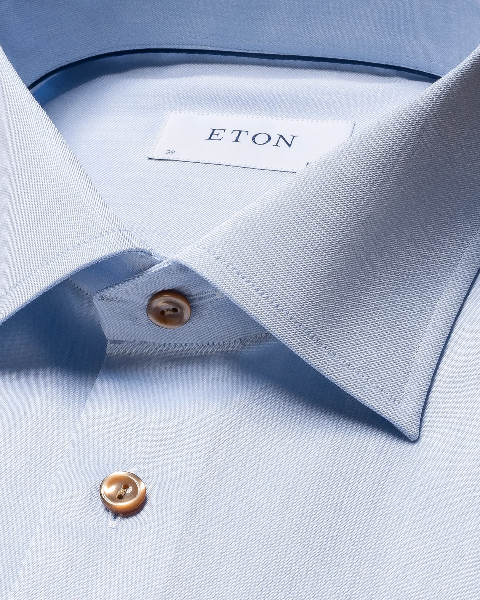 Eton - light blue signature twill contast buttons