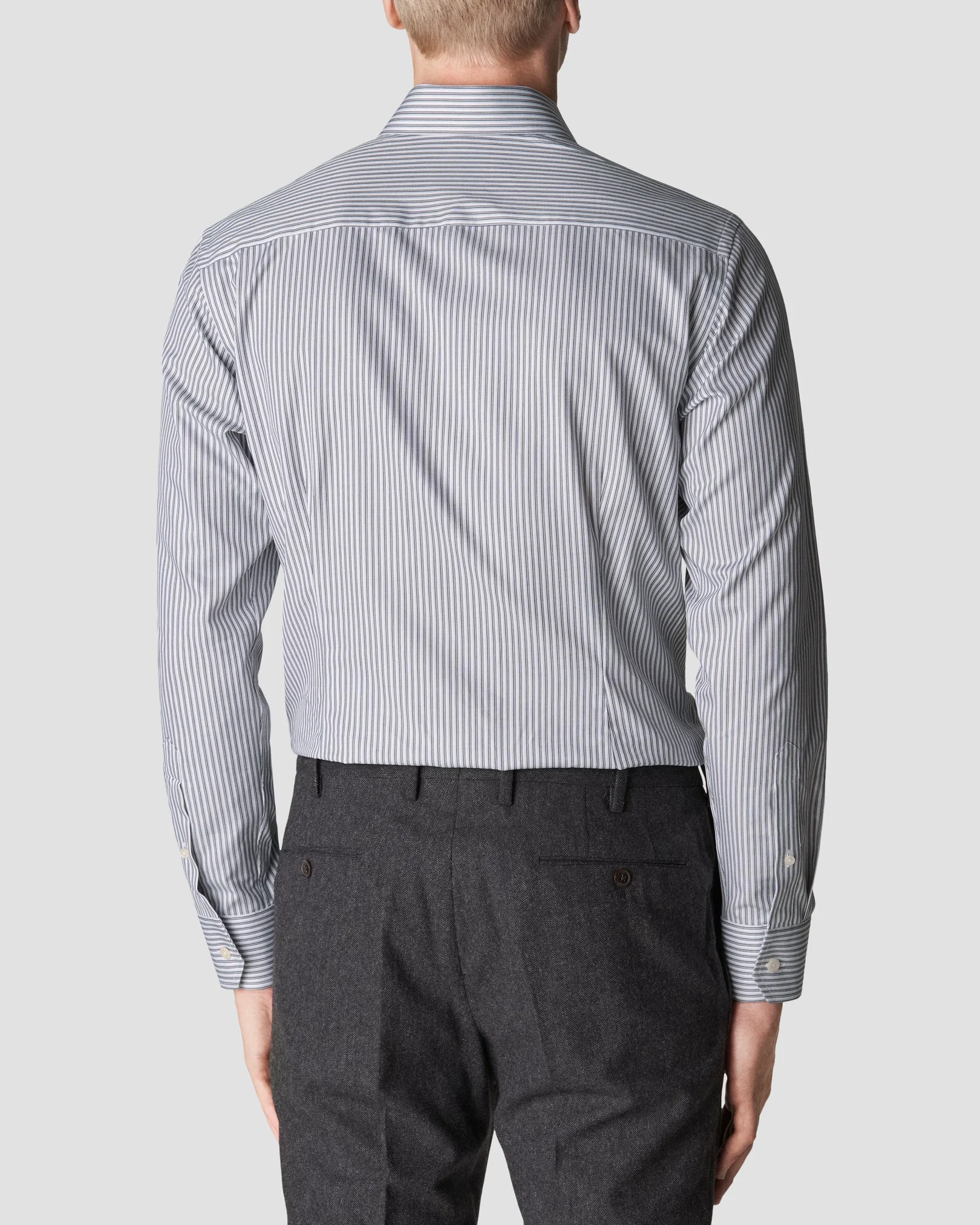 Eton - striped dark blue signature twill
